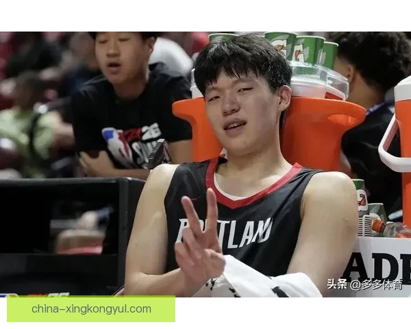 杨瀚森19分护框蜕变向大洛 杨瀚森19分护框蜕变向大洛