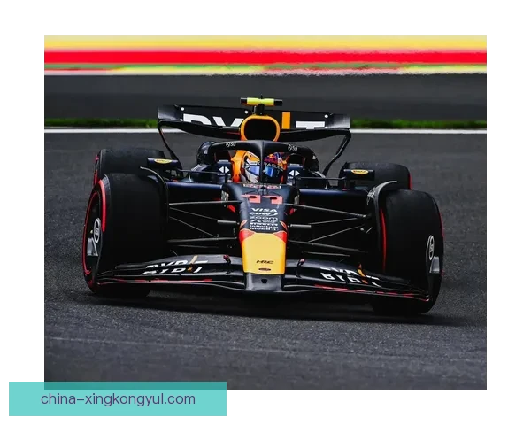 F1排位赛今晚登场 不少车迷下午就驻守现场